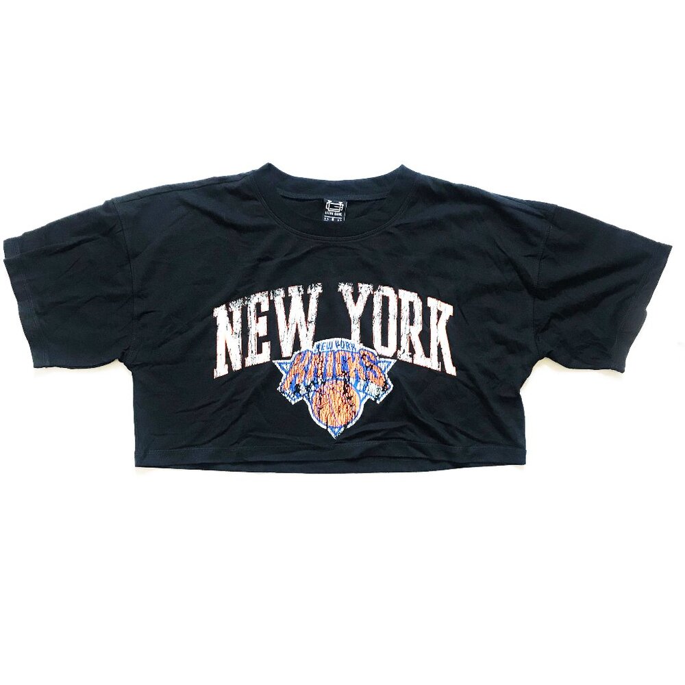 NWOT New York Knicks Boyfriend Crop Top Distressed Print Small
